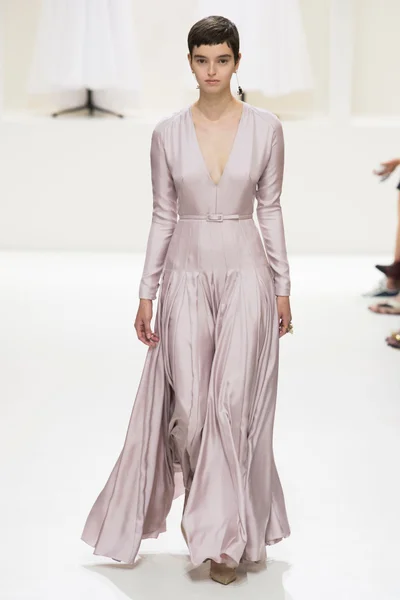 Look 37